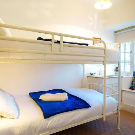 Prázdninový dům Red Robin - With Parking For One Car