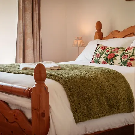 بيت للعطل Red Robin - With Parking For One Car