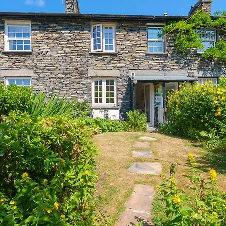 Red Robin - With Parking For One Car Casa de Férias