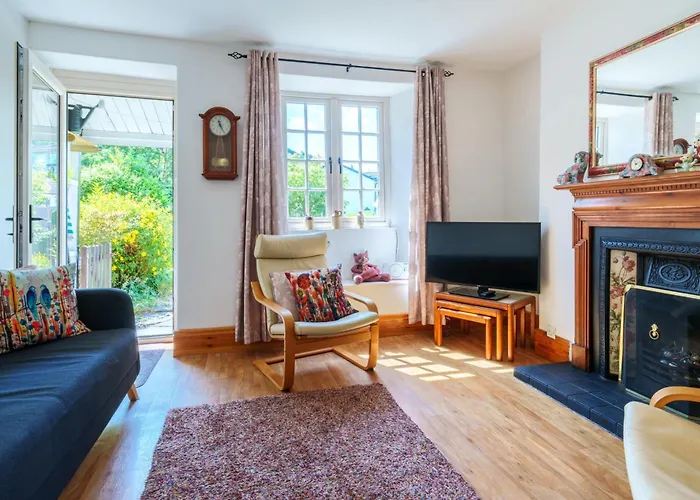 Red Robin - With Parking For One Car Casa de Férias